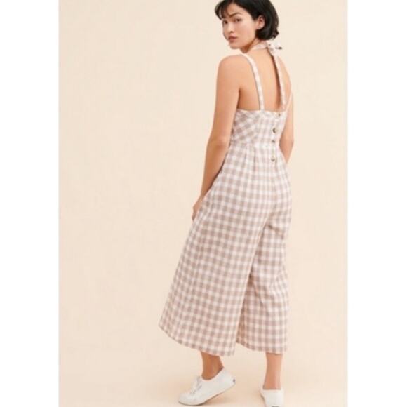 Free People Zuzu Seersucker Wide Leg Cropped Jumpsuit in Natural Gingham - Picture 2 of 10